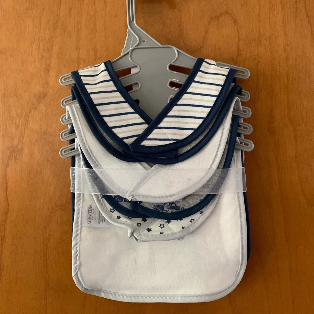 🎉HP🎉New Set of 5 Baby Bibs from Kyle & Deena Car, Stripes, Stars Gray and White